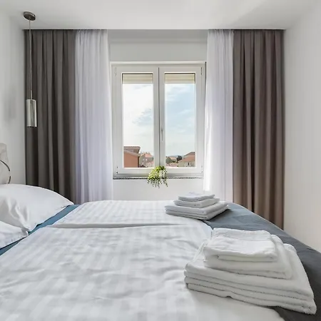 Apartament Marina *
